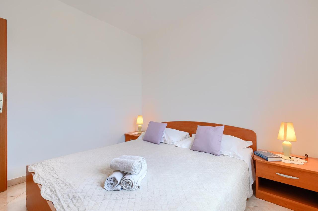 Apartmani Martina Пореч Экстерьер фото