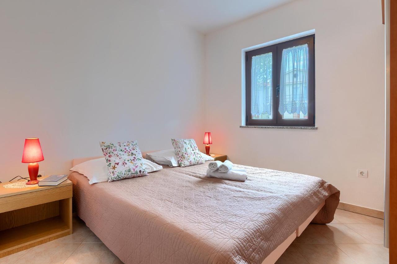 Apartmani Martina Пореч Экстерьер фото