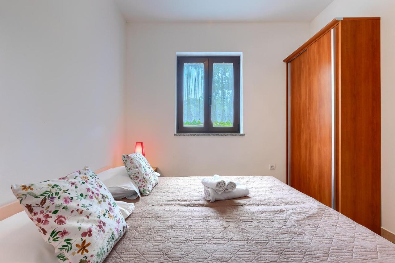 Apartmani Martina Пореч Экстерьер фото