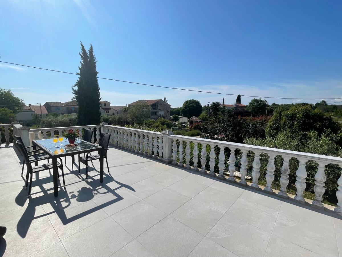 Apartmani Martina Пореч Экстерьер фото